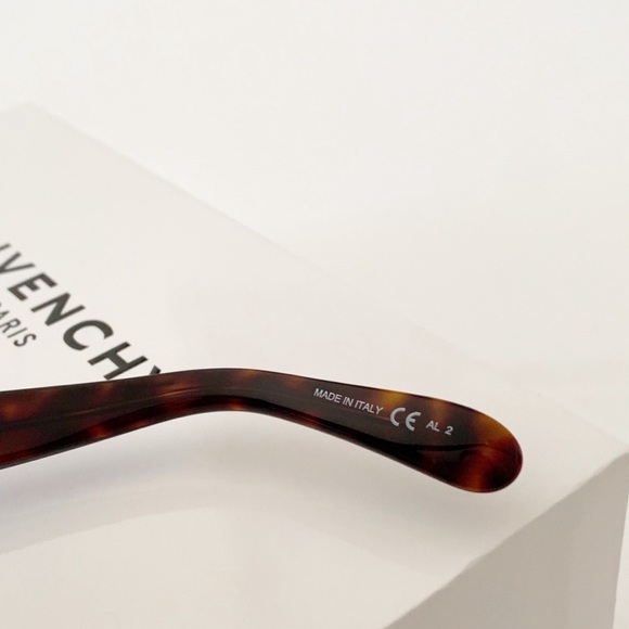 💯Authentic NWT Givenchy designer sunglasses - tortoise colorway - square 🎉 - Picture 10 of 12